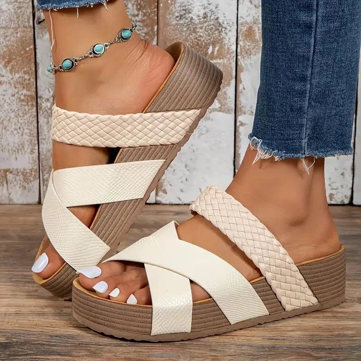 Svala™ | Orthopediska Sommarsandaler – Stil, Komfort & Självförtroende i Ett