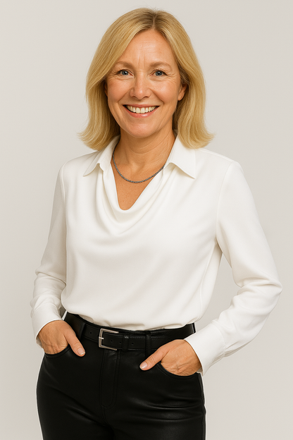 Ivanna™ | Chic Blus med Draperad Krage